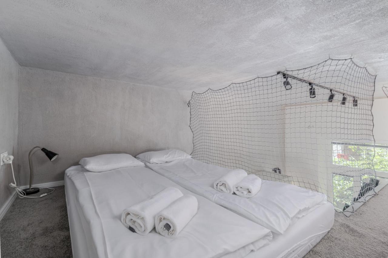 Parkside Fresh Apartments - Old Town Guesthouse - By Upstairs Krakow Luaran gambar